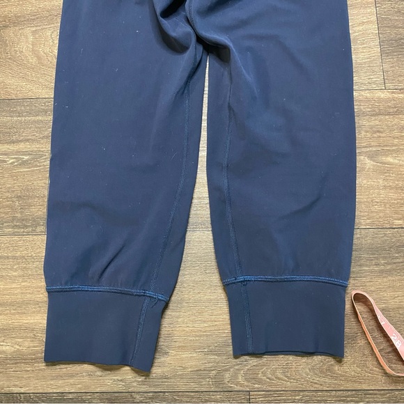 Lululemon Align Jogger Crop 23" - Navy - Picture 12 of 14